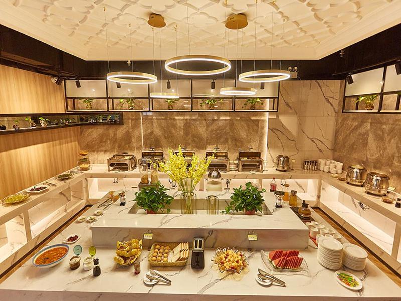 Vienna Hotel Nanyang People Road Ngoại thất bức ảnh
