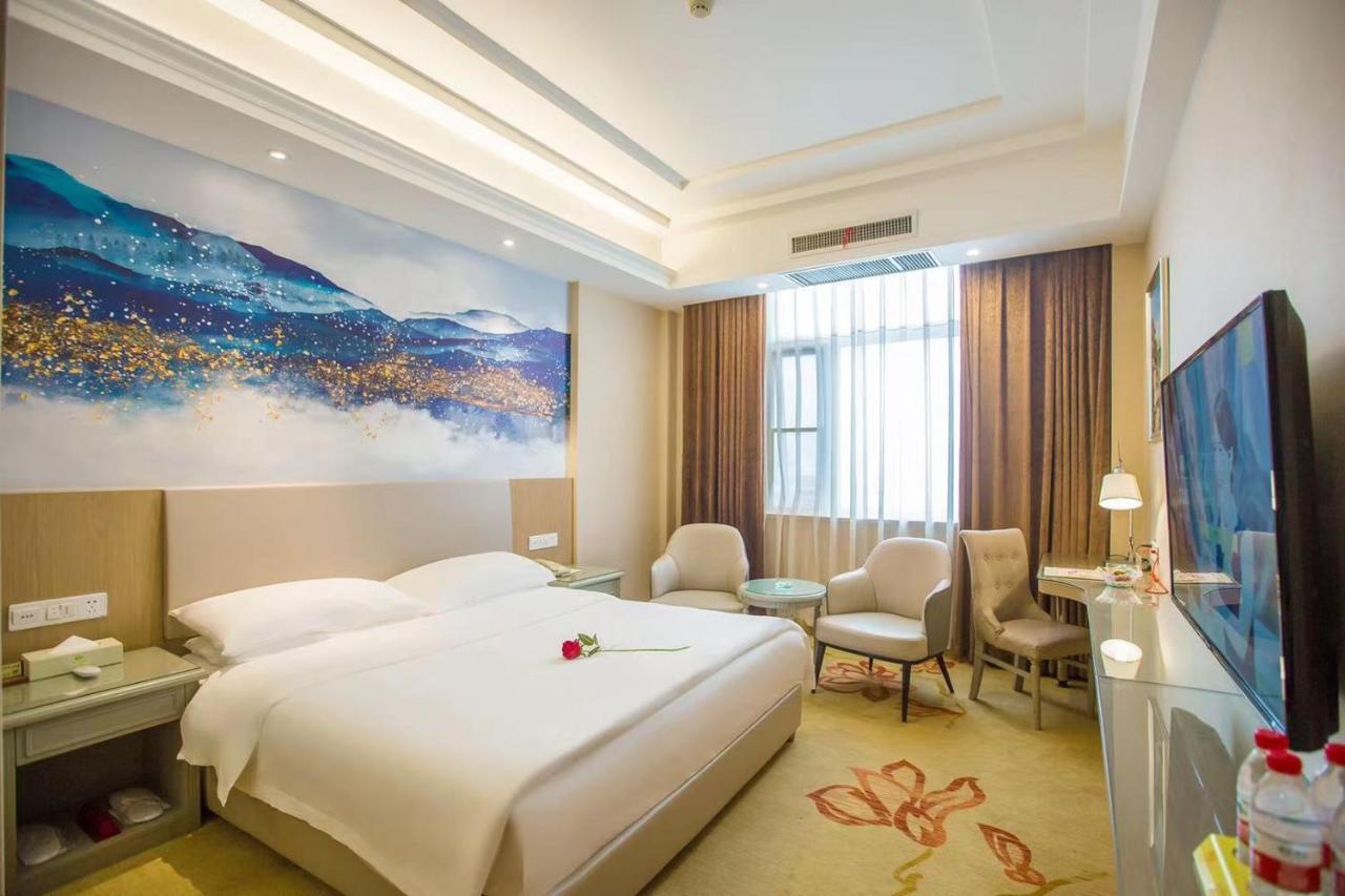 Vienna Hotel Nanyang People Road Ngoại thất bức ảnh