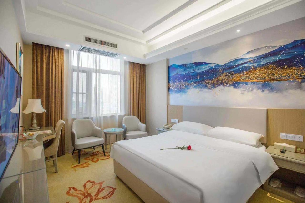 Vienna Hotel Nanyang People Road Ngoại thất bức ảnh